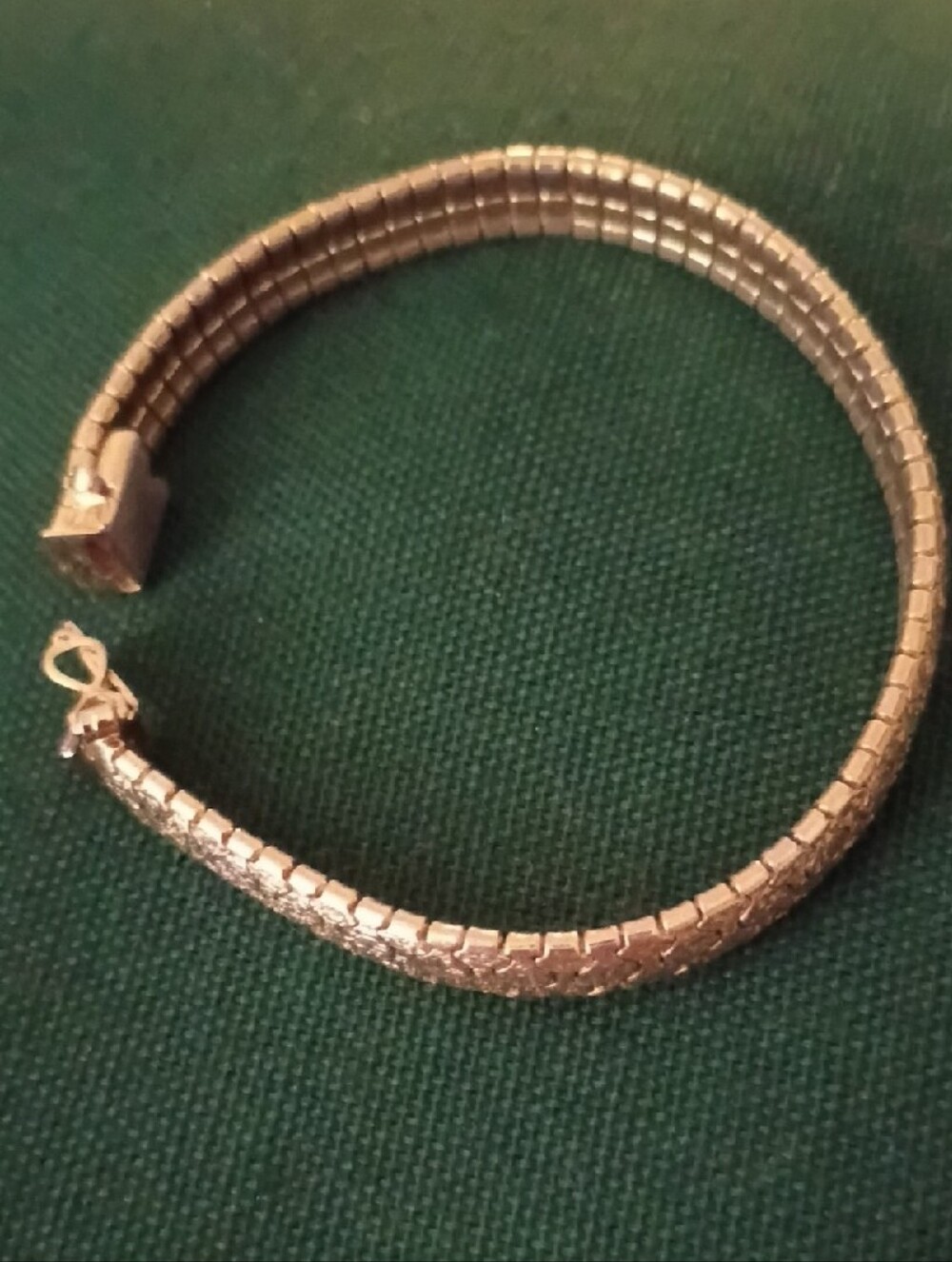 Italian Gold Tone Vtg Quality Flat Link Bracelet